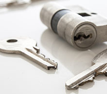 Commercial Locksmith Services in Tewksbury, MA